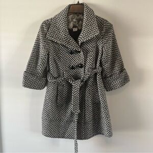 Mac & Jac Women’s White Black Houndstooth Double-Breasted Belted Coat – Size S